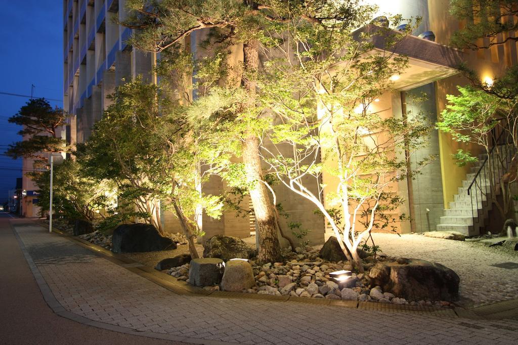Uozu Manten Hotel Ekimae Dış mekan fotoğraf