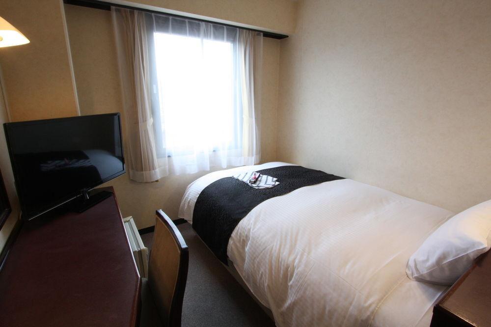Uozu Manten Hotel Ekimae Dış mekan fotoğraf