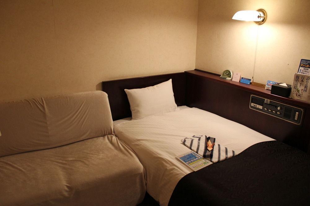 Uozu Manten Hotel Ekimae Dış mekan fotoğraf