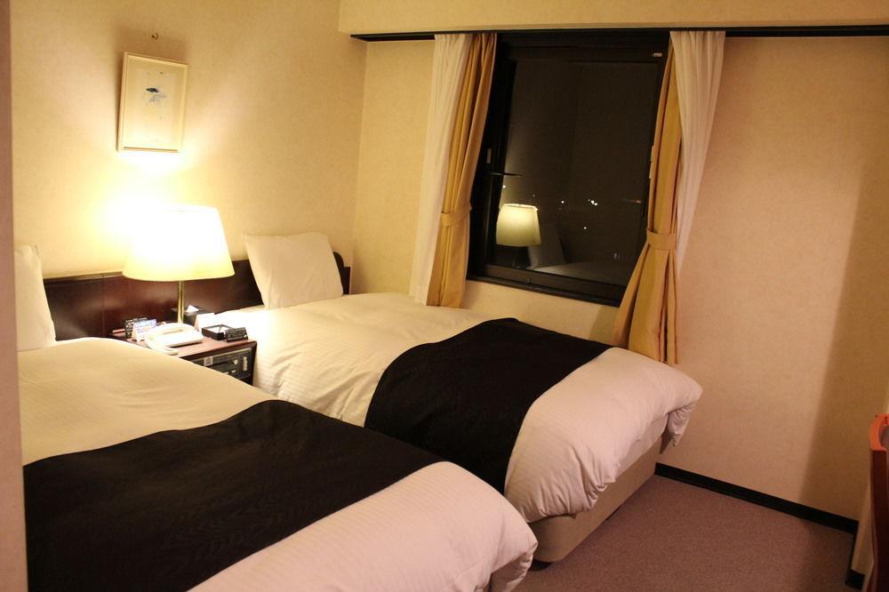 Uozu Manten Hotel Ekimae Dış mekan fotoğraf